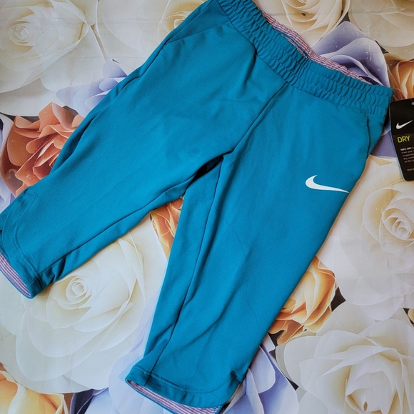 Nike Other - Nwt new nike capri pants dry girls 4